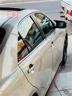 تۆیۆتا کامری